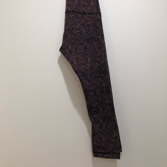 Lululemon Wunderunder Printed Cropped Leggings - Picture 4 of 4